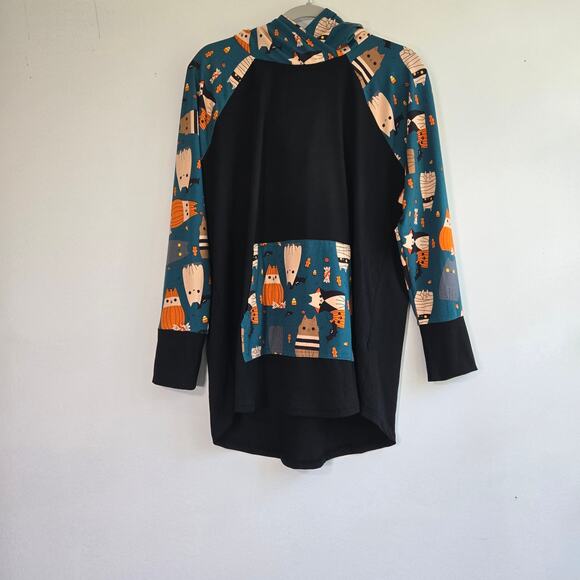 Lula Roe Halloween Cats Hooded Shirt. Size XL. - Picture 1 of 9